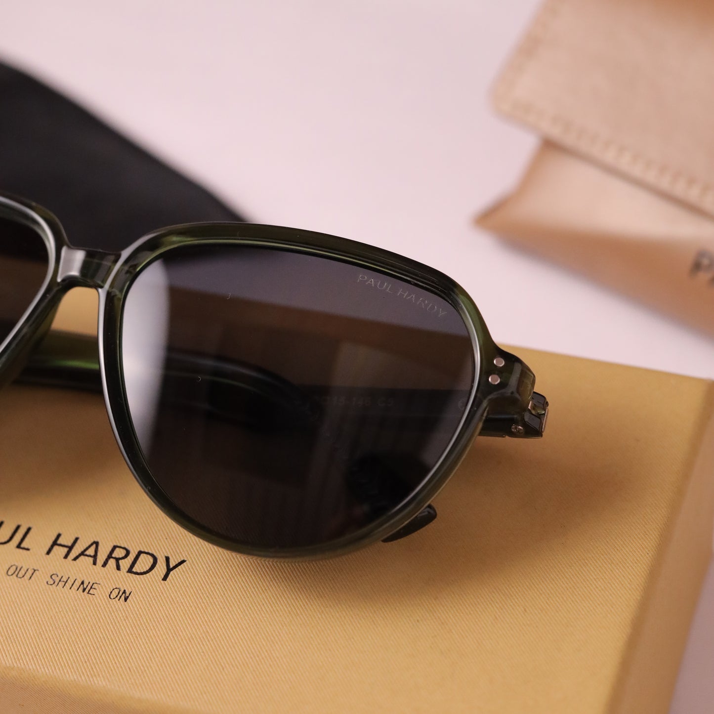 Dalton 815 olive black