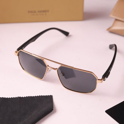 Studios grant 817 gold black