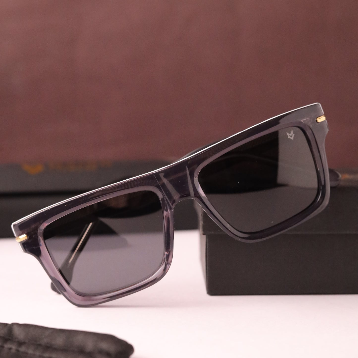 Justin 147 grey black