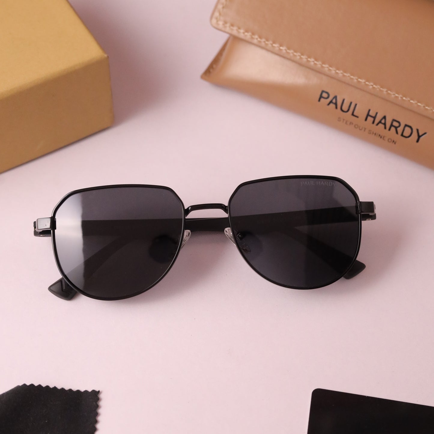 Astro 819 full black