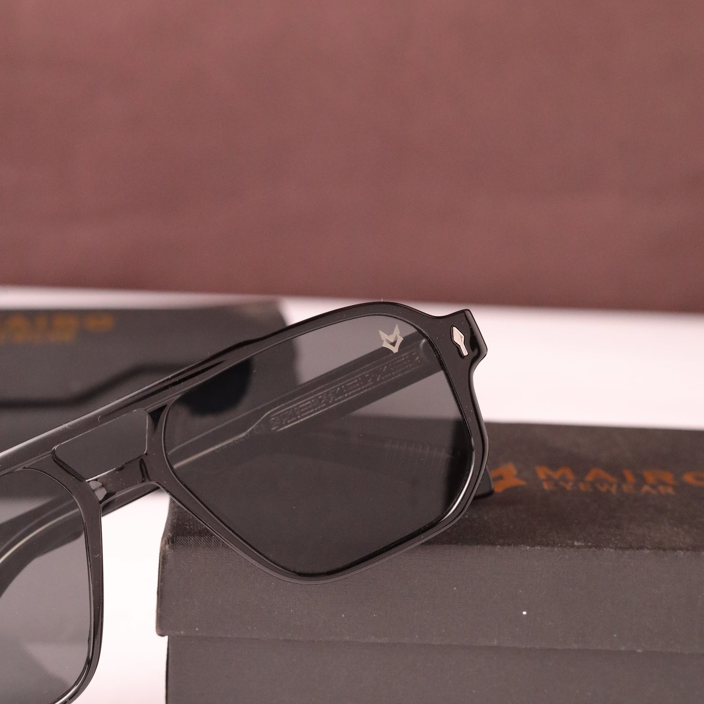 Hercules 9820 black