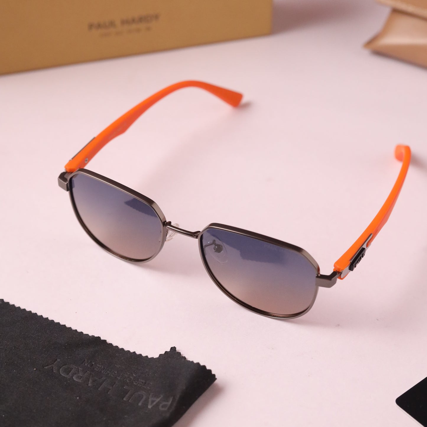 Astro 819 gun blue orange