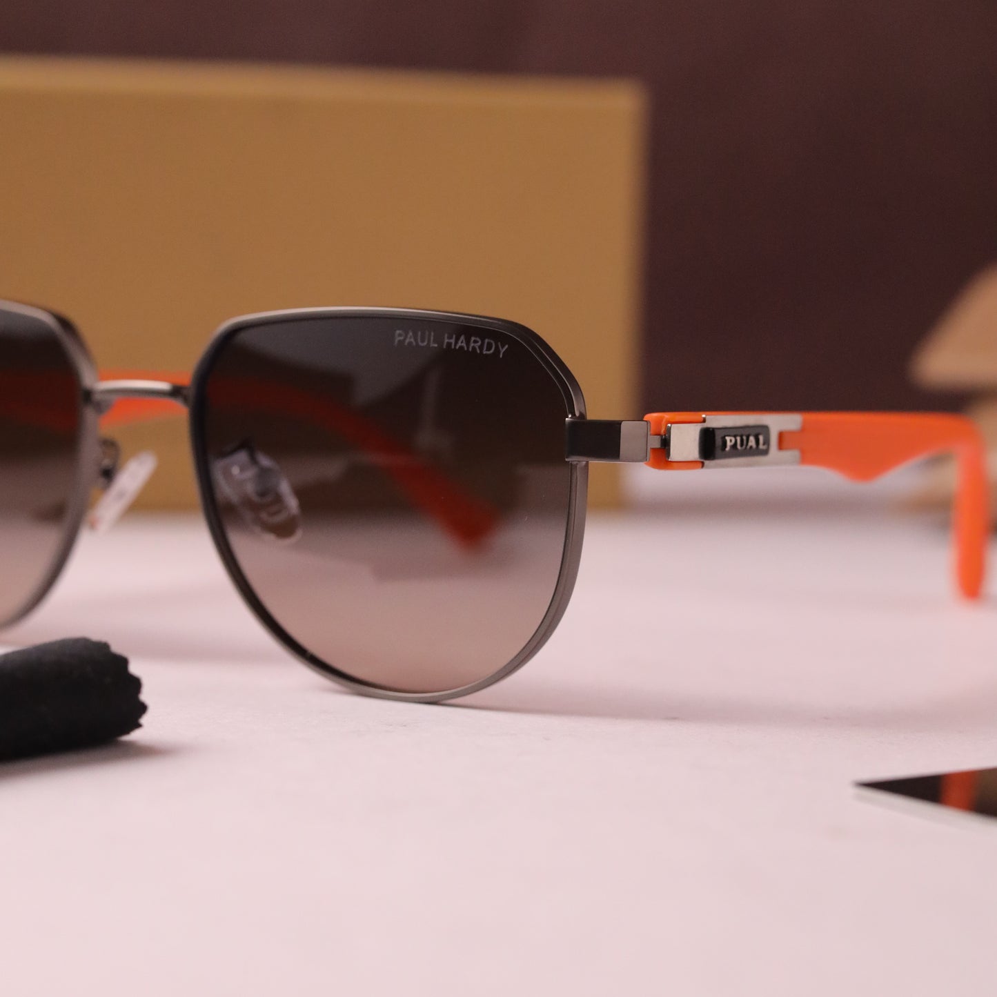 Astro 819 gun blue orange