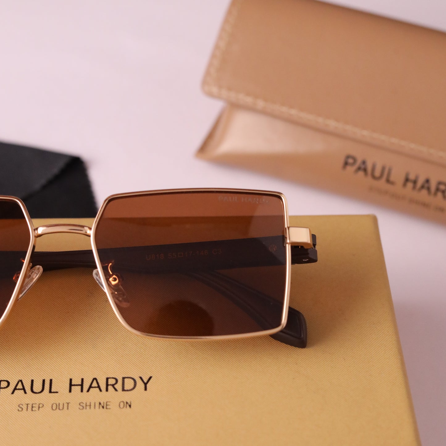 Shadow 818 gold brown