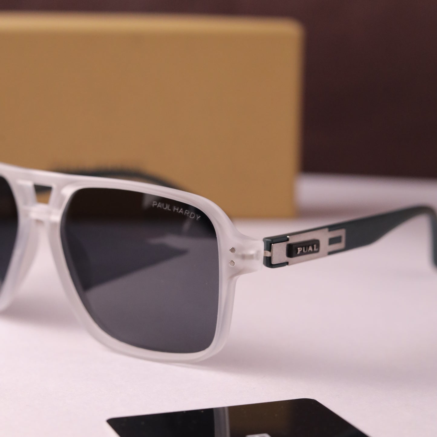 Twister 816 white black