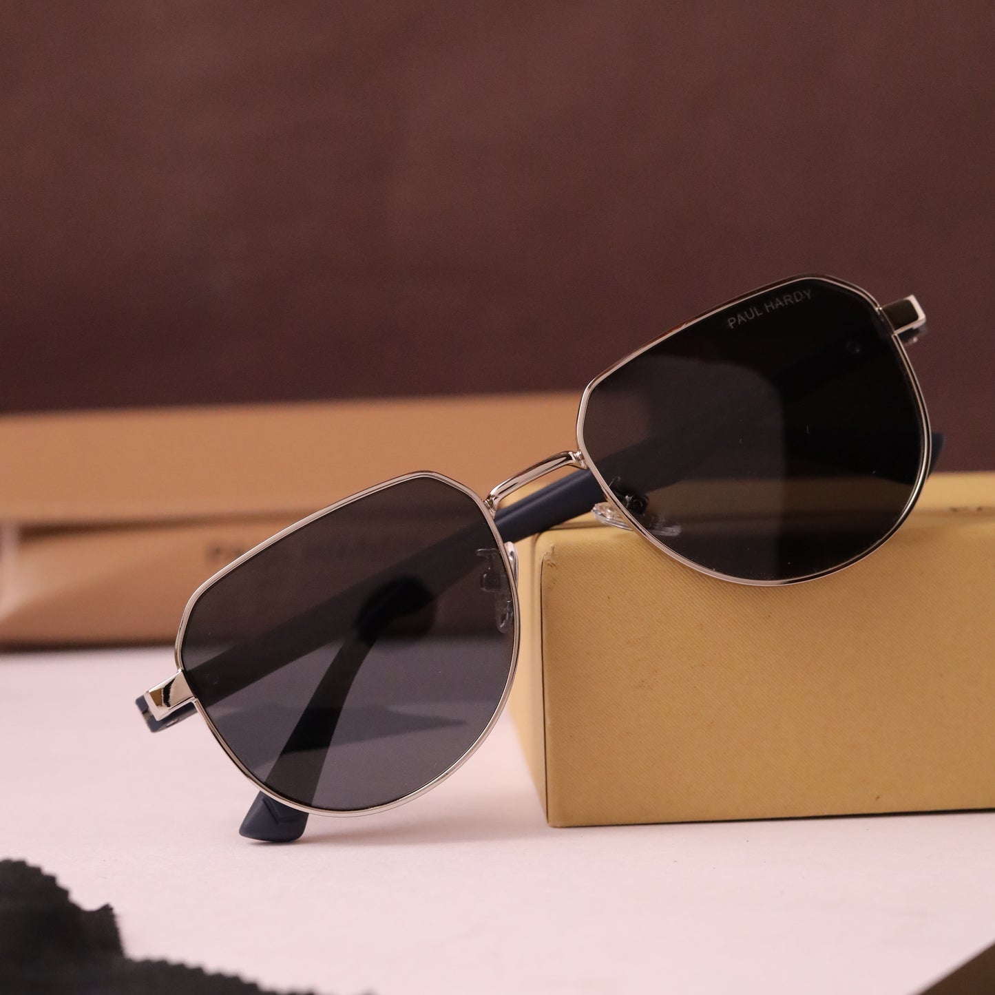 Astro 819 silver black