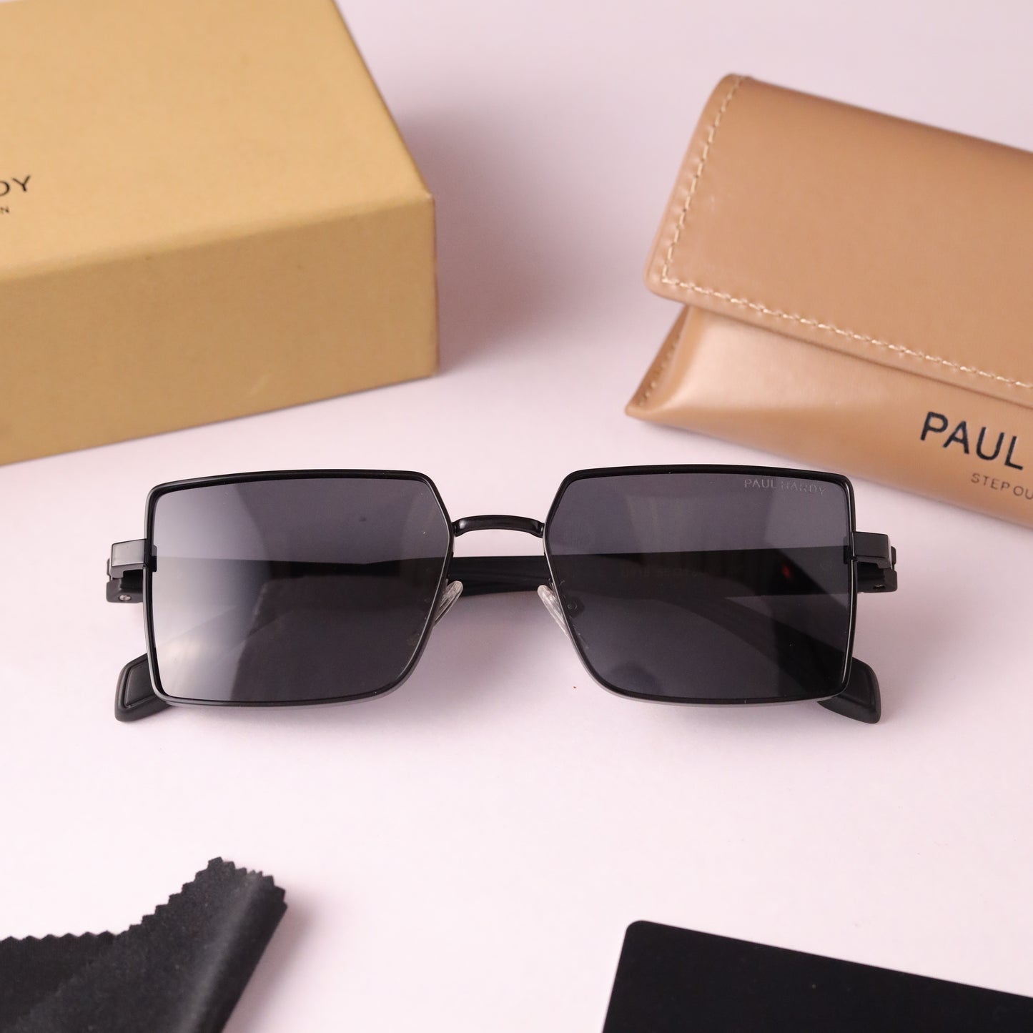 Shadow 818 full black