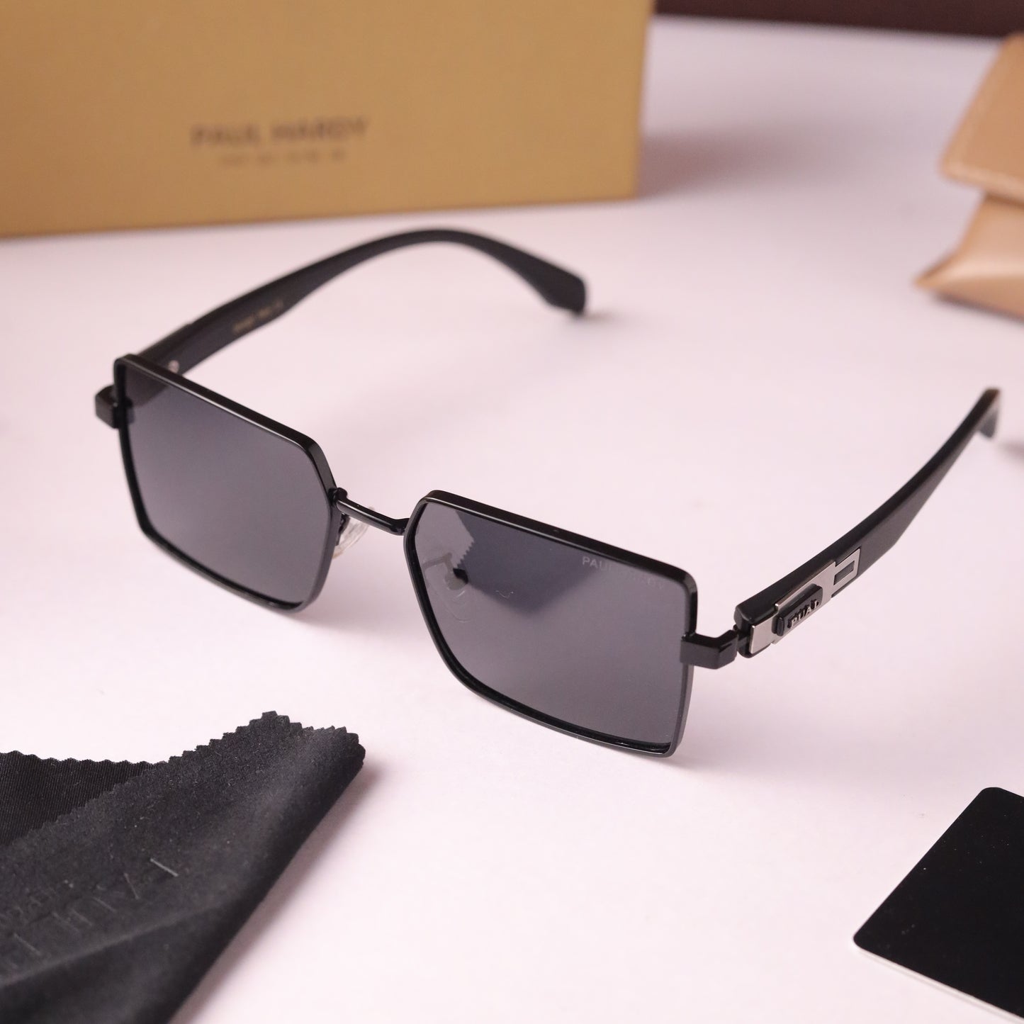 Shadow 818 full black