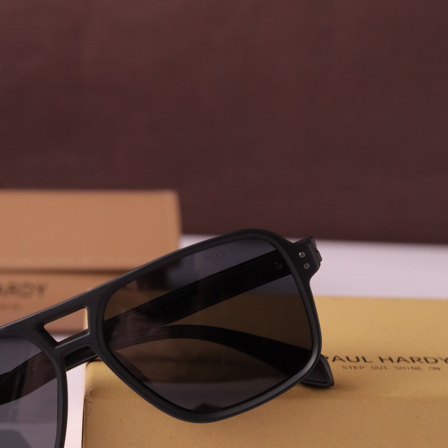 Twister 816 matt black
